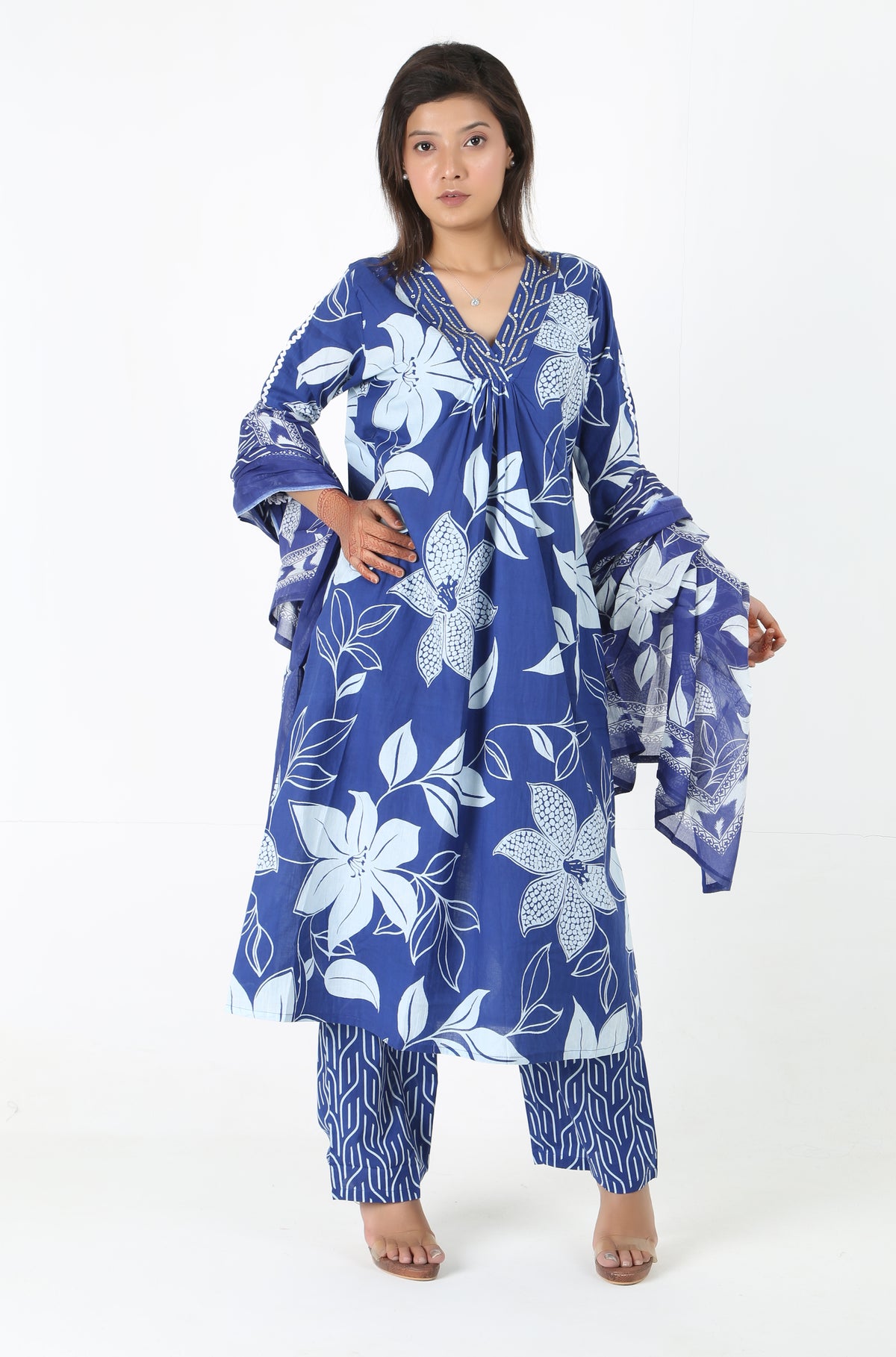 Nadia style set