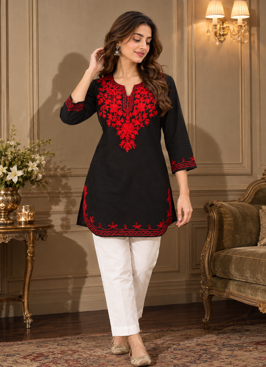 Aari top